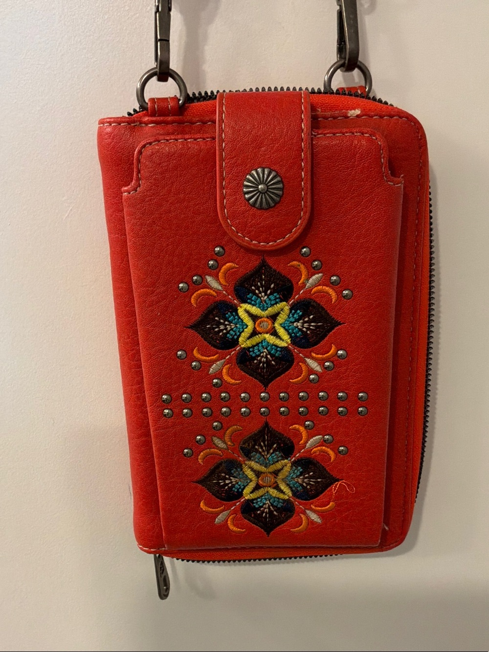 Montana West Red Embroidered Mini Crossbody Cell Phone Bag